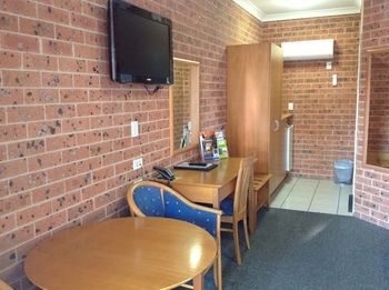 Akuna Motor Inn And Apartments - Darwin Holiday 2