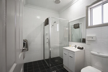 Akuna Motor Inn And Apartments - Darwin Holiday 7