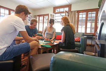 Pittwater YHA - Hostel - Darwin Holiday 6