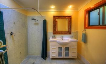 Maleny Tropical Retreat Balinese B&b - Darwin Holiday 16