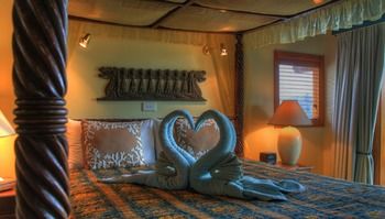 Maleny Tropical Retreat Balinese B&b - Darwin Holiday 24