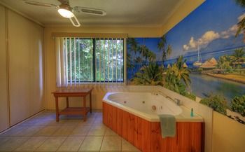 Maleny Tropical Retreat Balinese B&b - Darwin Holiday 40