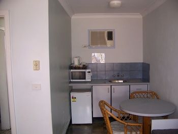 Beach Motel Woolgoolga - Darwin Holiday 3