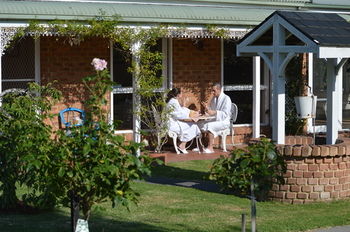 Lakeside Cottage - Darwin Holiday 11