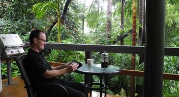 Montville Grove Romantic Cottages - Darwin Holiday 5