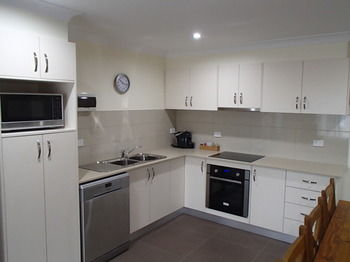 Manera Heights Apartment Motel - Darwin Holiday 30