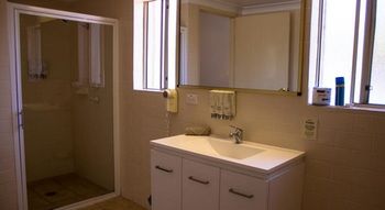 Shearing Shed Motor Inn - Darwin Holiday 80