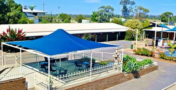 Tooleybuc Motel - Darwin Holiday 1