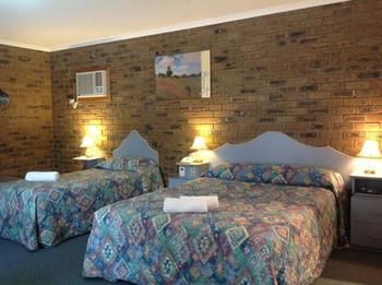 Tooleybuc Motel - Darwin Holiday 3