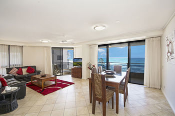 Clubb Coolum Beach Resort - Darwin Holiday 39