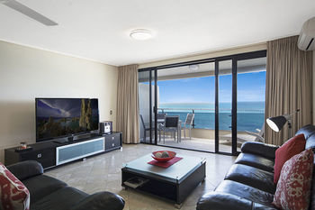 Clubb Coolum Beach Resort - Darwin Holiday 45