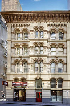 Anchor On Little Collins - Darwin Holiday 7