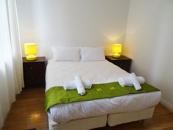 Anchor On Little Collins - Darwin Holiday 36