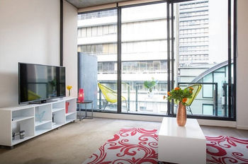 Anchor On Collins Sapphire - Darwin Holiday 6