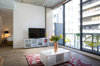 Anchor On Collins Sapphire - Darwin Holiday 13