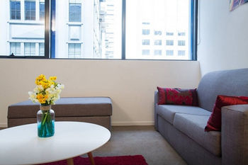 Anchor On Collins Sapphire - Darwin Holiday 20