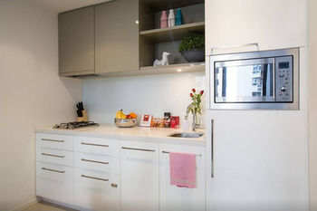 Anchor On Collins Sapphire - Darwin Holiday 45