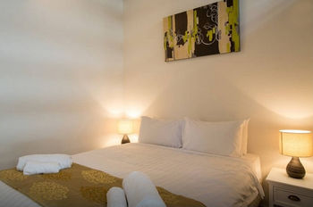 Anchor On Collins Sapphire - Darwin Holiday 52