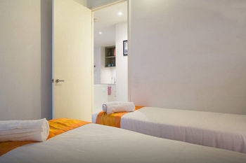 Anchor On Collins Sapphire - Darwin Holiday 57