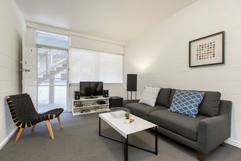 Apartment2c - Lennox 10 - Darwin Holiday 6