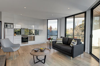 Camberwell Serviced Apartment Hotel - Darwin Holiday 24