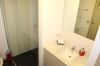 Apartment View Docklands Melbourne - Darwin Holiday 1