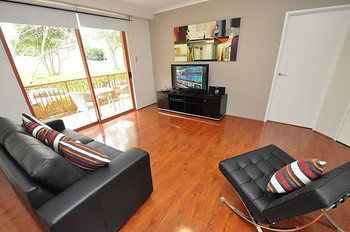 Balmain 12 Foy Furnished Apartment - Darwin Holiday 3