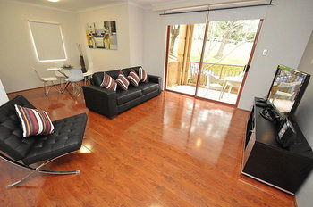 Balmain 12 Foy Furnished Apartment - Darwin Holiday 8