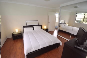 Balmain 2 Mont Furnished Apartment - Darwin Holiday 6