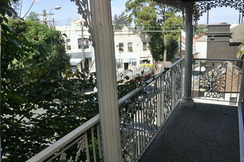 Balmain 2 Mont Furnished Apartment - Darwin Holiday 8