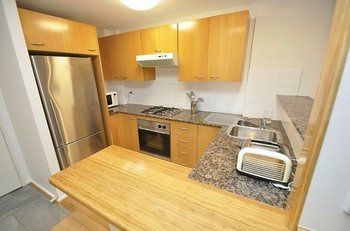 Darlinghurst 411 Pop Furnished Apartment - Darwin Holiday 8