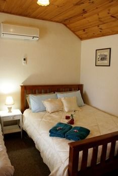 A Settler's Cottage - Darwin Holiday 5