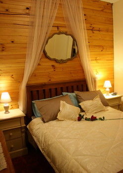 A Settler's Cottage - Darwin Holiday 7