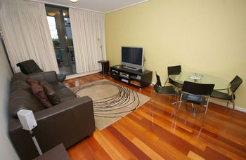 Homebush 3 Ben Furnished Apartment - Darwin Holiday 5