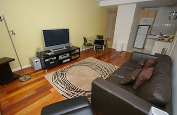 Homebush 3 Ben Furnished Apartment - Darwin Holiday 7