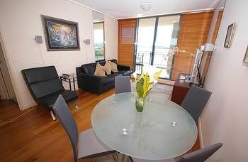 Homebush 70 Ben Furnished Apartment - Darwin Holiday 5