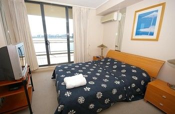 Homebush Bay 125 Ben Furnished Apartment - Darwin Holiday 1