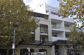 Neutral Bay 4 Young Furnished Apartment - Darwin Holiday 1