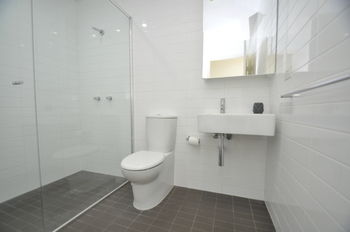 Neutral Bay 4 Young Furnished Apartment - Darwin Holiday 14