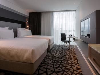 Pullman Sydney Airport - Darwin Holiday 77