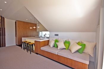 The Penthouse At Cremorne Point Manor - Darwin Holiday 14