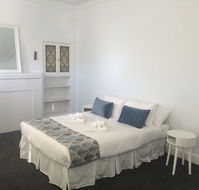 Newcastle Accommodation Tighes Hill - Darwin Holiday