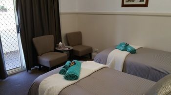 Coppers Hill Private Accommodation - Darwin Holiday 6