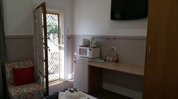 Coppers Hill Private Accommodation - Darwin Holiday 10