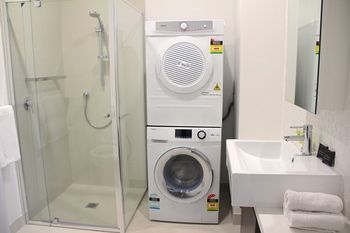 Whitehorse Apartment Hotel - Darwin Holiday 2