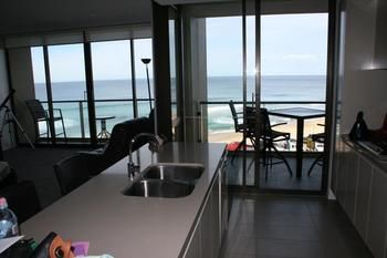 Apartment On King Street - Darwin Holiday 11