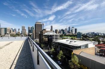 Sydney East Luxury Apartment - Darwin Holiday 0