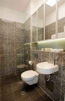 Sydney East Luxury Apartment - Darwin Holiday 8