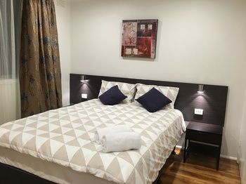 Ivy Units Glen Waverley - Darwin Holiday 2