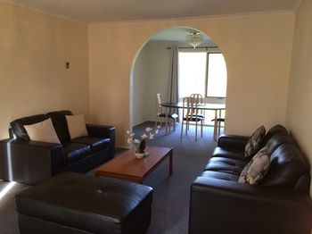 Australian Home Away At East Doncaster - Darwin Holiday 17